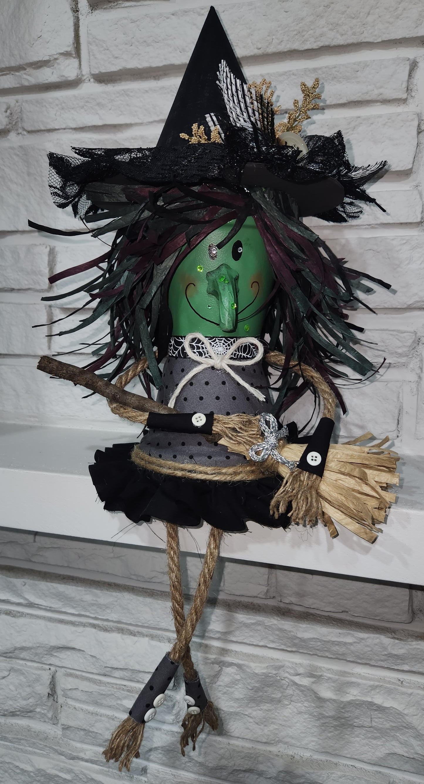 clay pot witch
