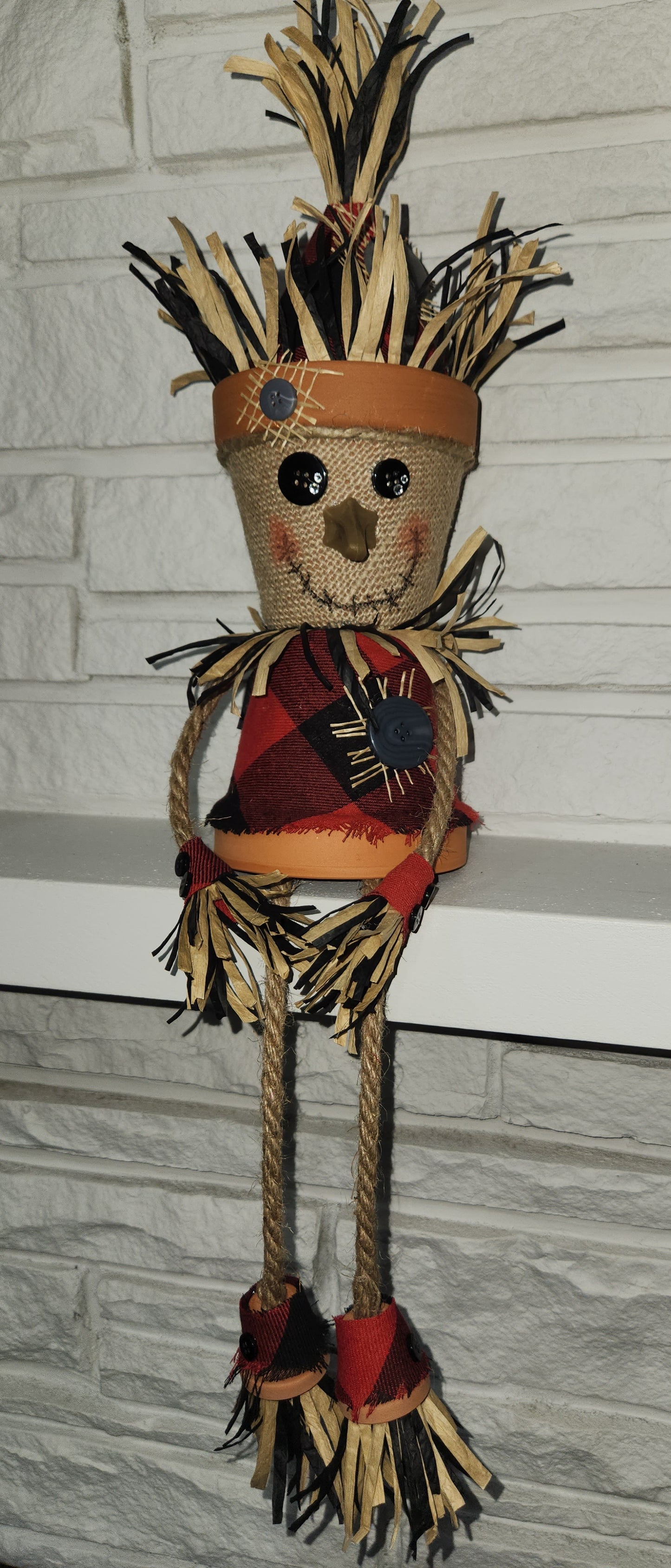 clay pot scarecrow (hat)