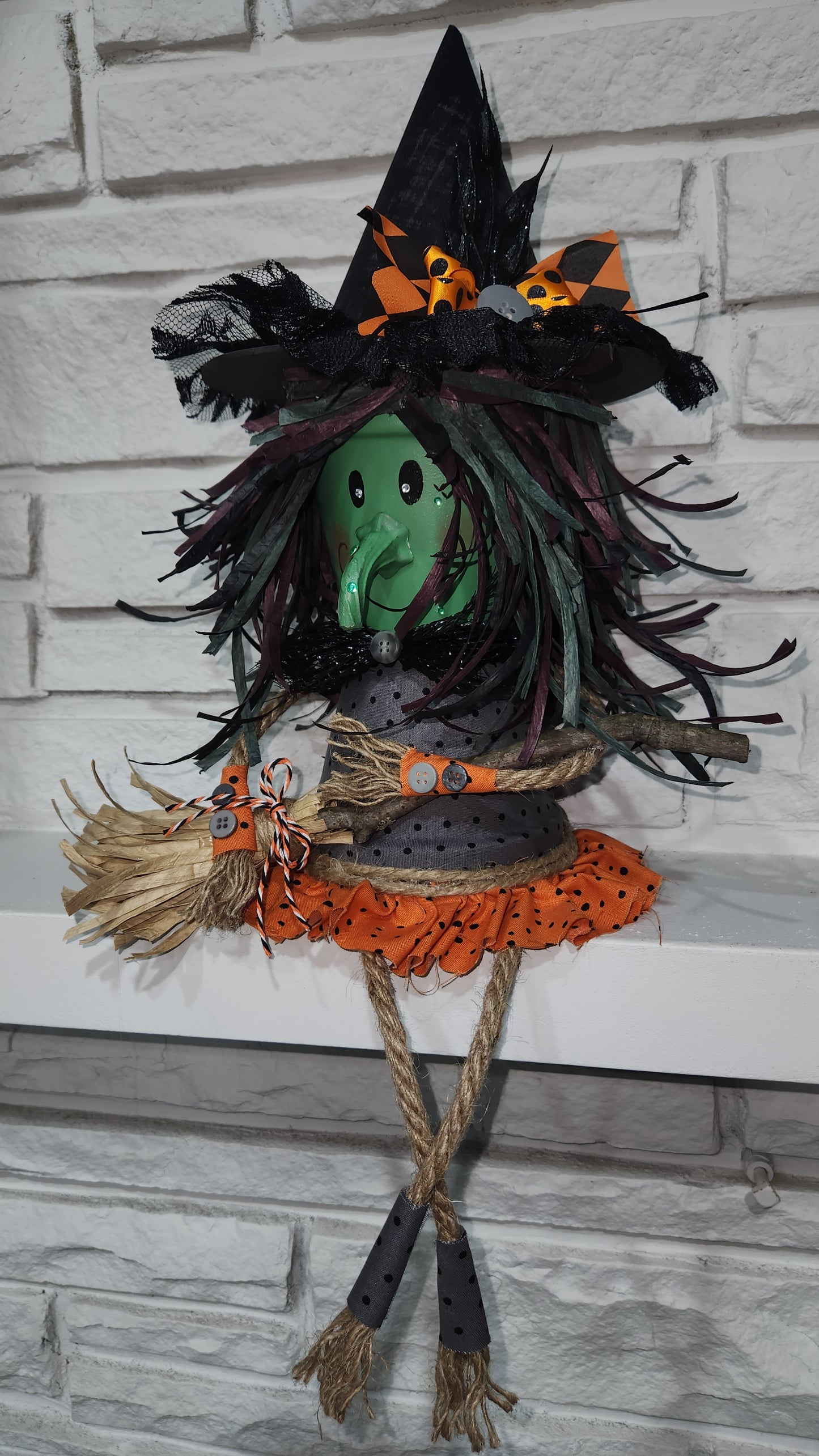 clay pot witch