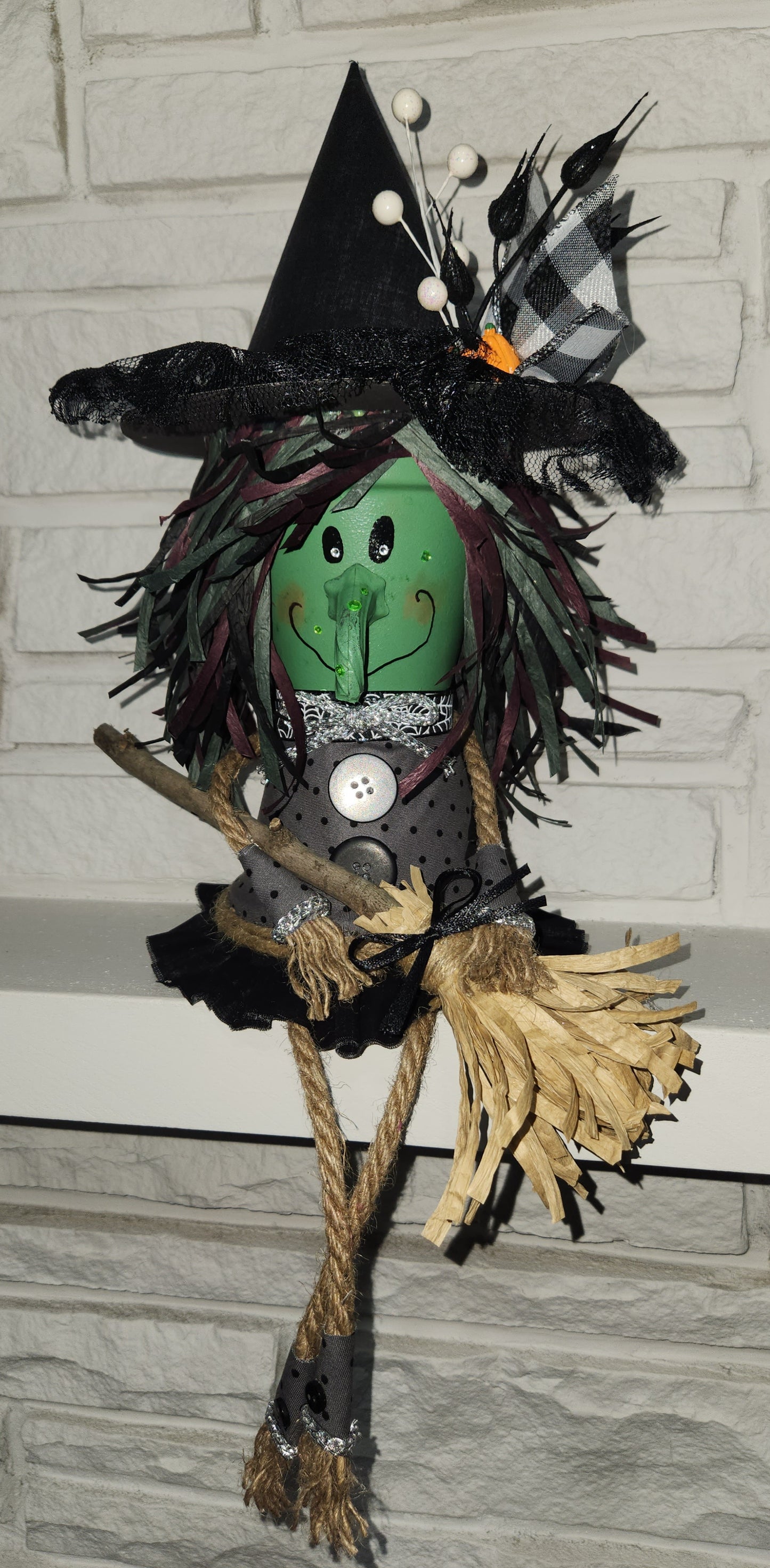 clay pot witch